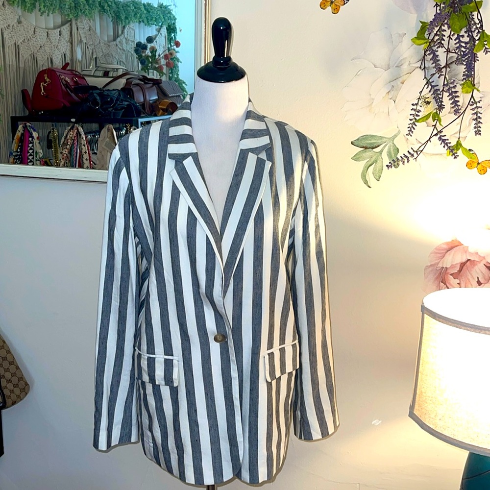 NWT Gap blazer